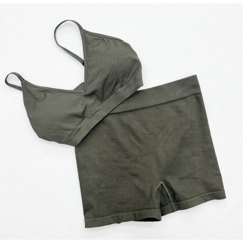 Zudio Set Active Crop Tank Top Padded Ribbed & Bike Shorts Workout L Sage Green